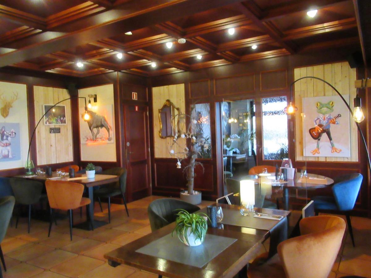 Hotel Restaurant N 4 Martelange Екстер'єр фото