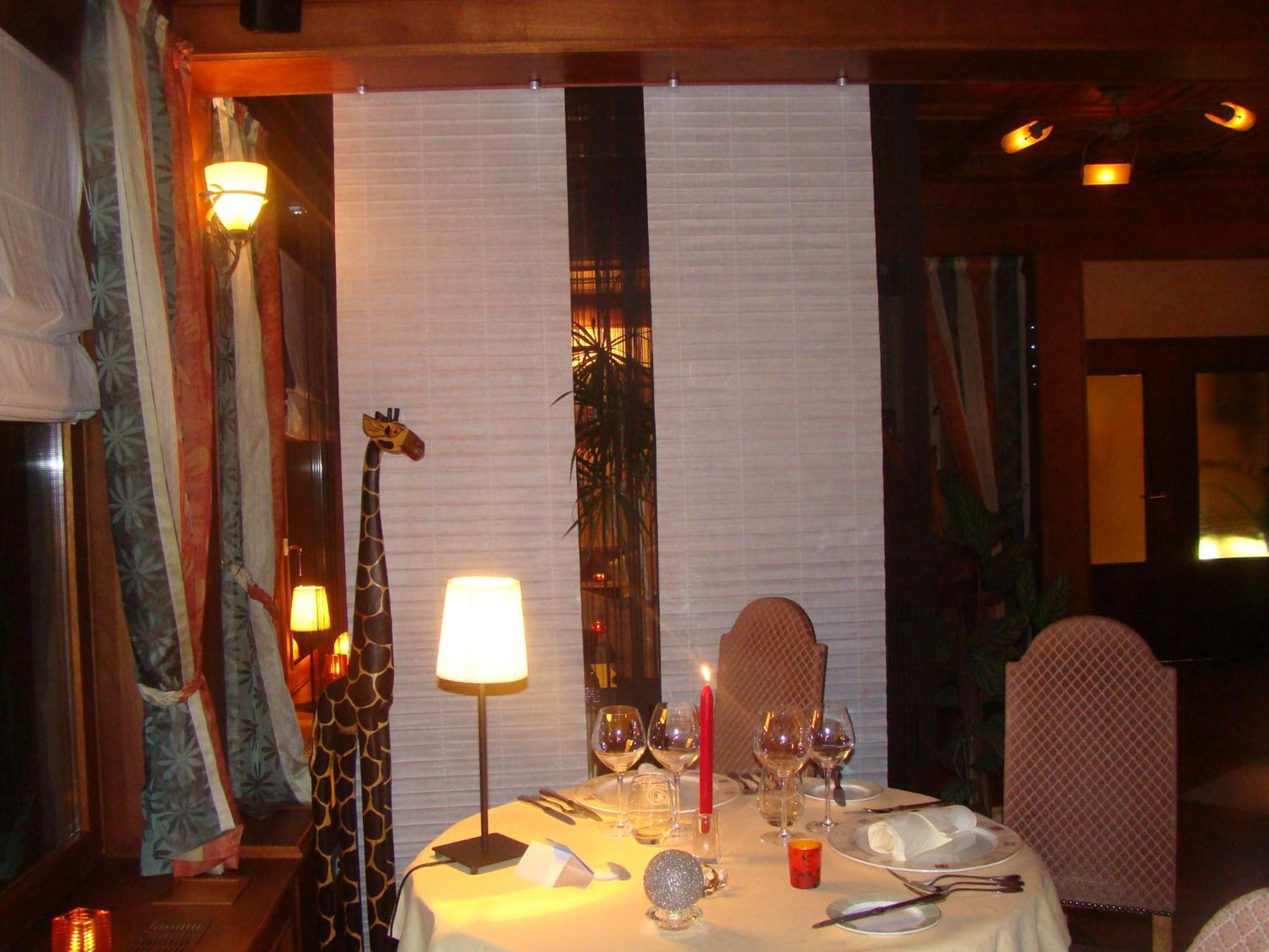 Hotel Restaurant N 4 Martelange Екстер'єр фото