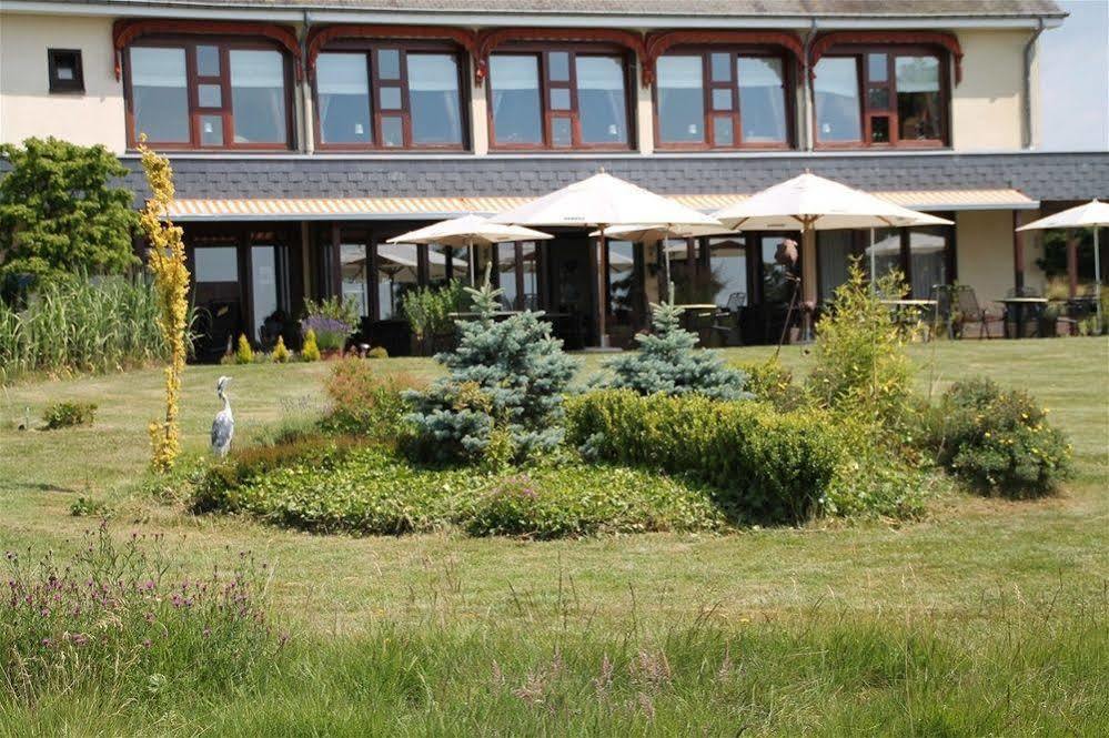 Hotel Restaurant N 4 Martelange Екстер'єр фото