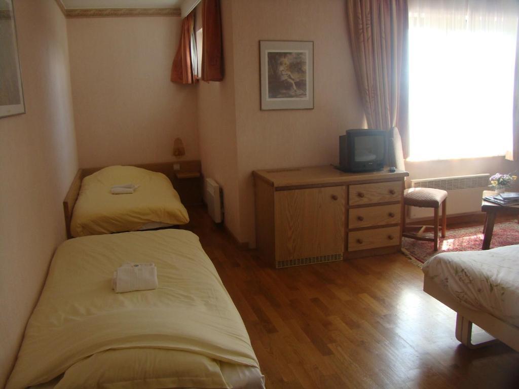 Hotel Restaurant N 4 Martelange Номер фото
